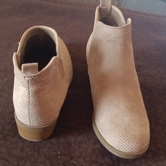 Girls suede taupe boots - Picture 3 of 4